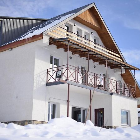 White House Gudauri Hotel Екстериор снимка