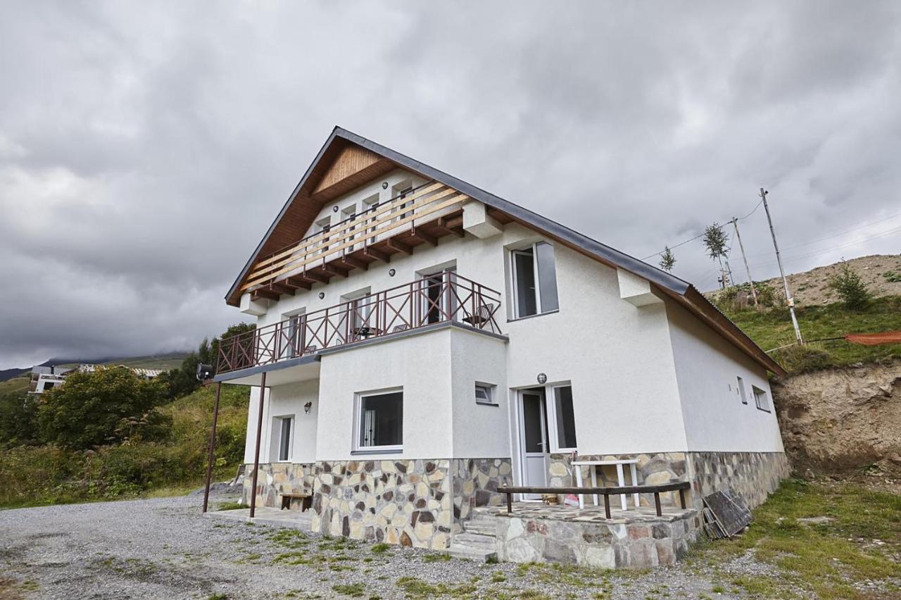 White House Gudauri Hotel Екстериор снимка