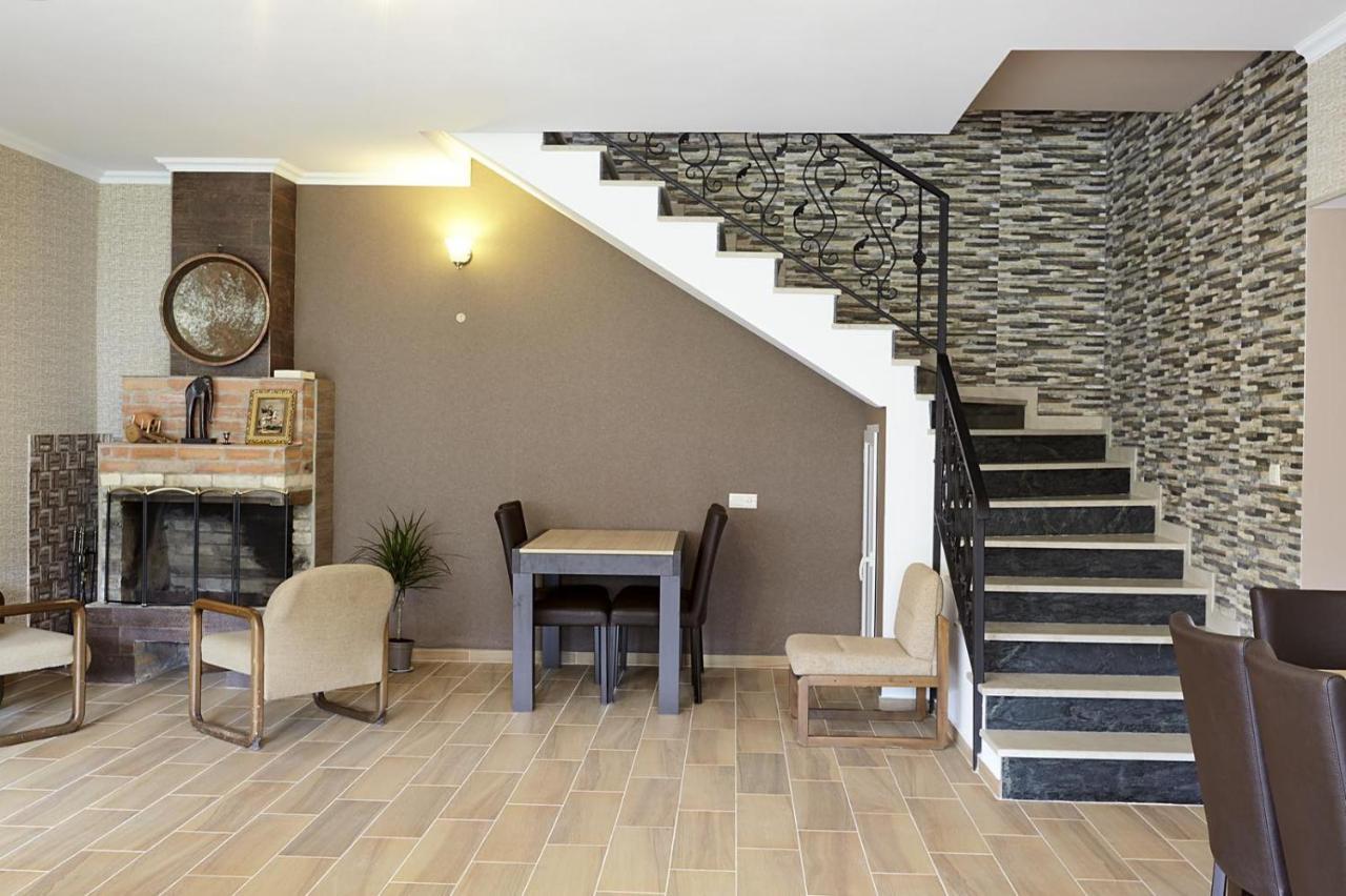 White House Gudauri Hotel Екстериор снимка