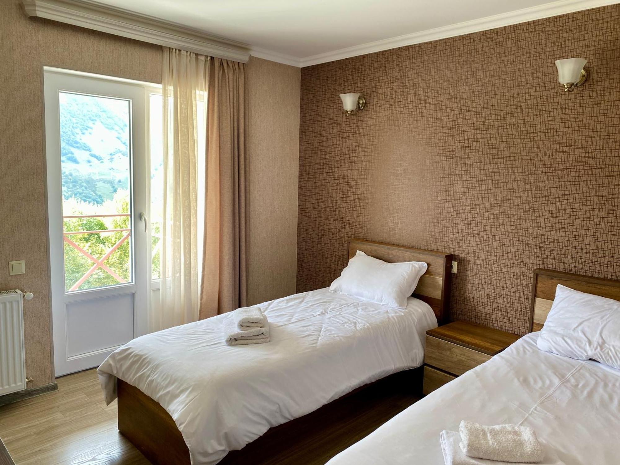 White House Gudauri Hotel Екстериор снимка